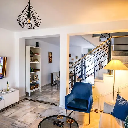 Newly Remodeled Townhouse Beach Walking Distance Sitio de Calahonda Exterior photo