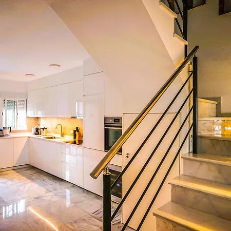 Newly Remodeled Townhouse Beach Walking Distance Sitio de Calahonda Exterior photo